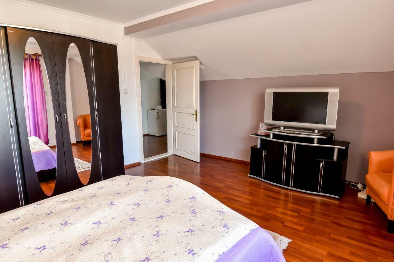 Motel Perla Sigheteana ซิกเกตู มาร์มาซีเอ ภายนอก รูปภาพ