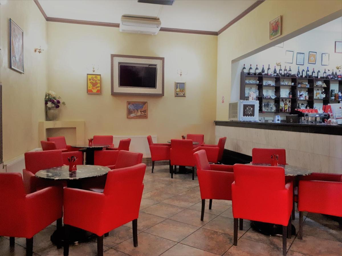 Motel Perla Sigheteana ซิกเกตู มาร์มาซีเอ ภายนอก รูปภาพ